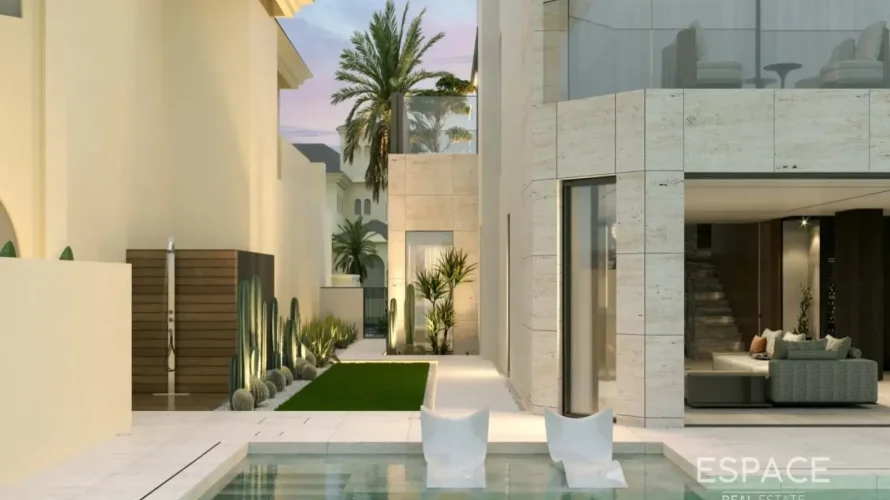 4 bedrooms villa for sale, Palm Jumeirah, Dubai, UAE No. 2037 № 1