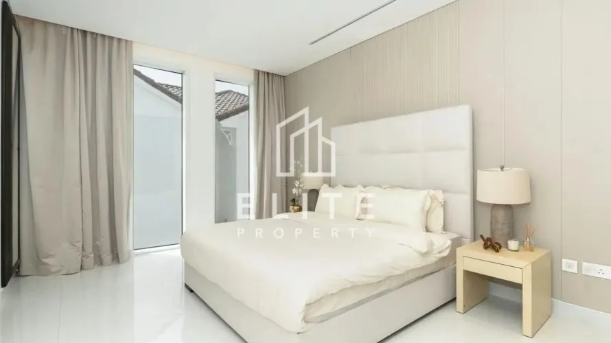 6 bedrooms villa for sale, Palm Jumeirah, Dubai, UAE No. 2001 № 22