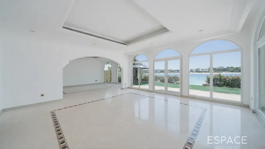 5 bedrooms villa for sale, Palm Jumeirah, Dubai, UAE No. 2038 № 6