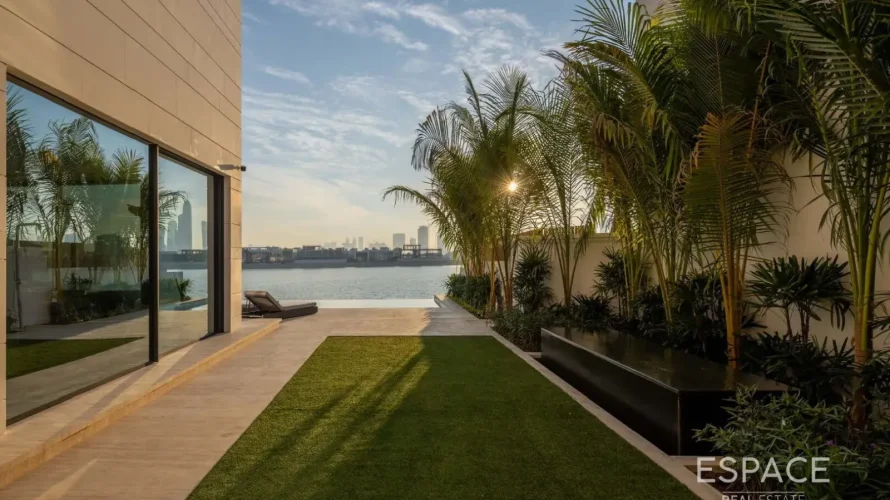 5 bedrooms villa for sale, Palm Jumeirah, Dubai, UAE No. 2027 № 2