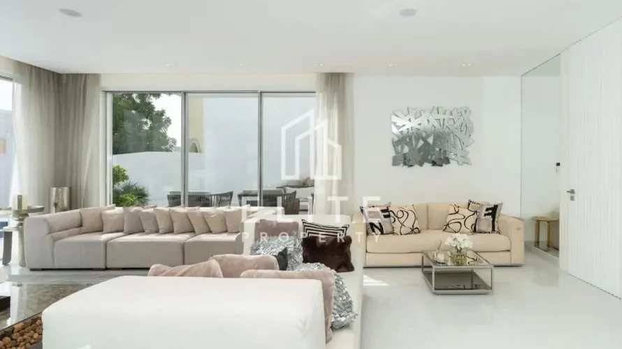 6 bedrooms villa for sale, Palm Jumeirah, Dubai, UAE No. 2001 № 9
