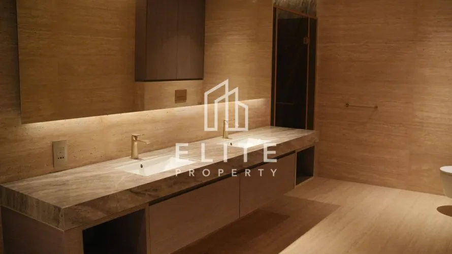 4 bedrooms villa for sale, Palm Jumeirah, Dubai, UAE No. 1990