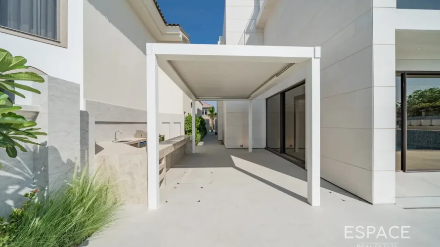 5 bedrooms villa for sale, Palm Jumeirah, Dubai, UAE No. 2024 № 16