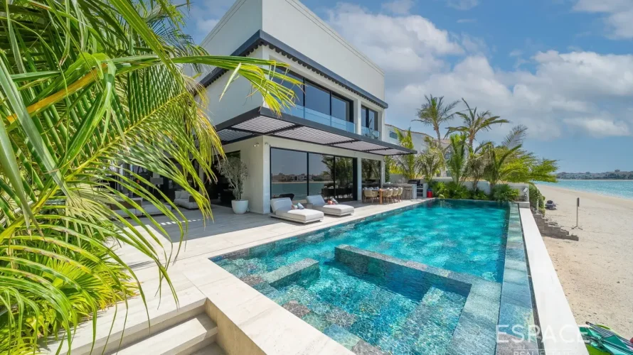 4 bedrooms villa for sale, Palm Jumeirah, Dubai, UAE No. 2029 № 19