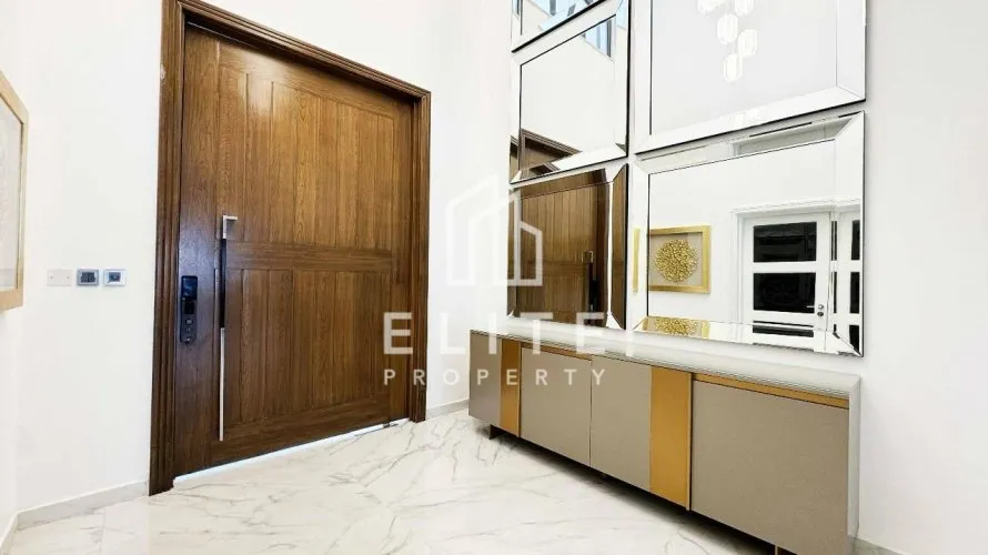 5 bedrooms villa for sale, Palm Jumeirah, Dubai, UAE No. 2005 № 3