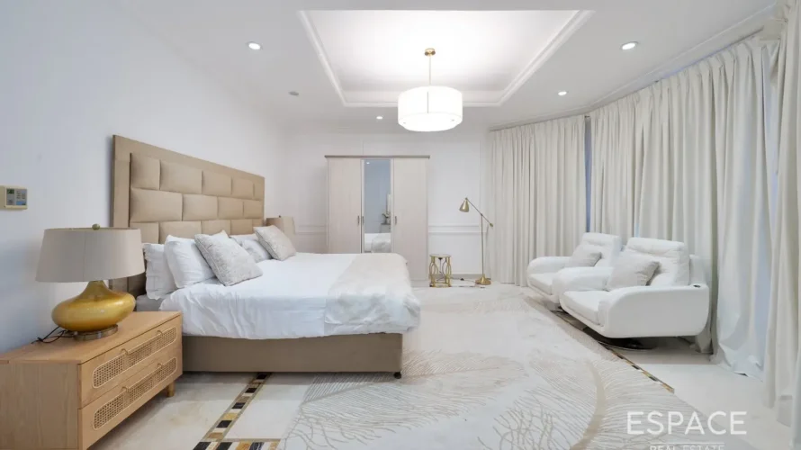 4 bedrooms villa for sale, Palm Jumeirah, Dubai, UAE No. 2055 № 9