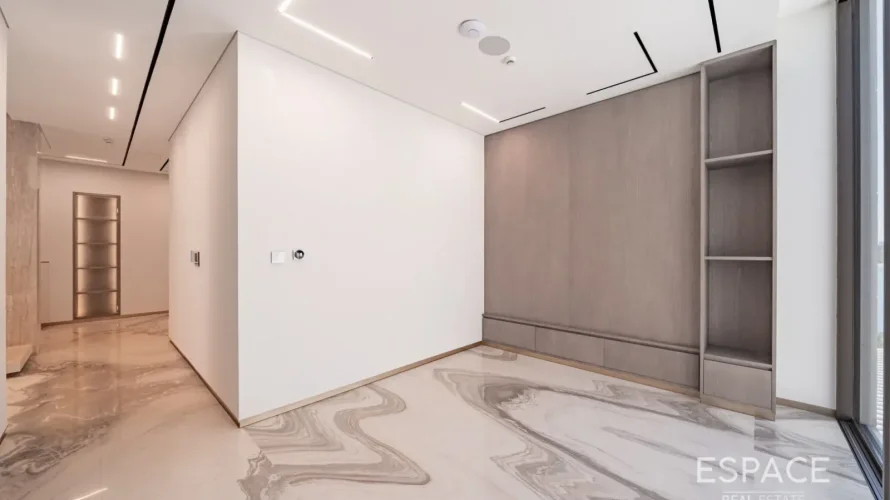 5 bedrooms villa for sale, Palm Jumeirah, Dubai, UAE No. 2024 № 9