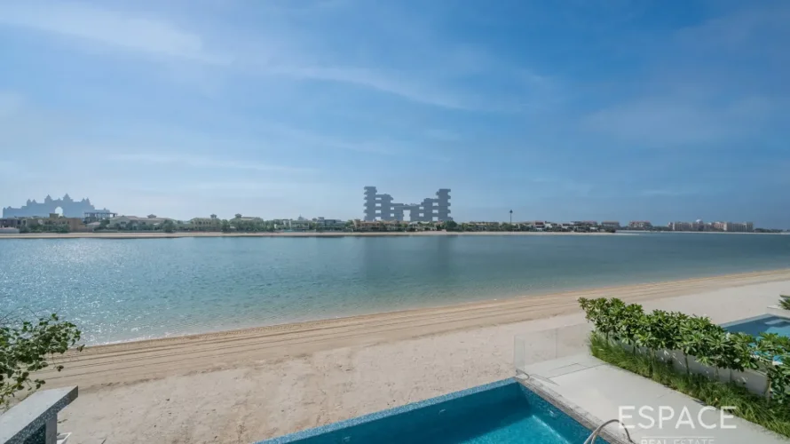 5 bedrooms villa for sale, Palm Jumeirah, Dubai, UAE No. 2024 № 19