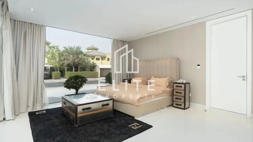 6 bedrooms villa for sale, Palm Jumeirah, Dubai, UAE No. 2001 № 7