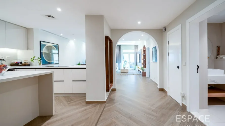 2 bedrooms apartment for sale, Palm Jumeirah, Dubai, UAE No. 2025 № 8