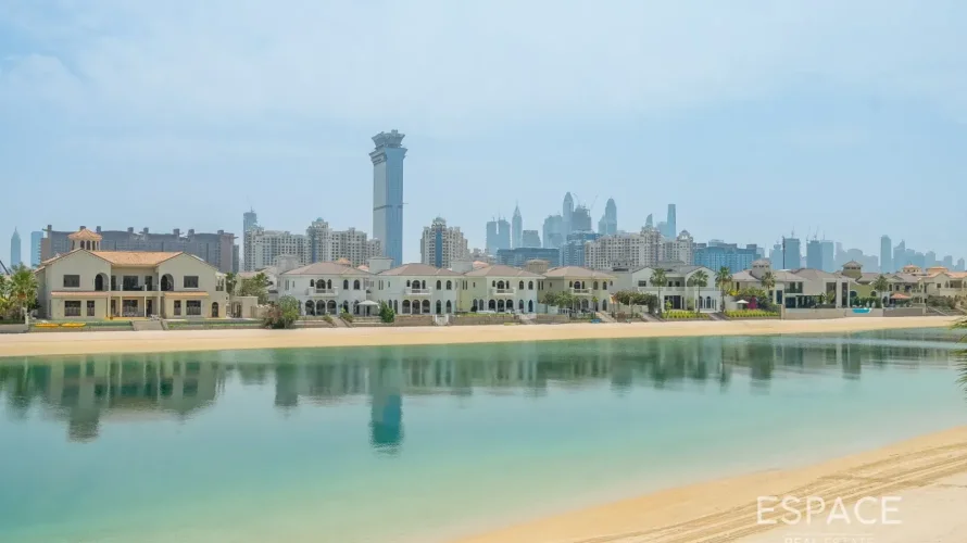 4 bedrooms villa for sale, Palm Jumeirah, Dubai, UAE No. 2055 № 4