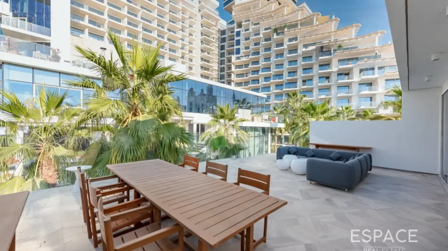 5 bedrooms apartment for sale, Palm Jumeirah, Dubai, UAE No. 2056 № 1