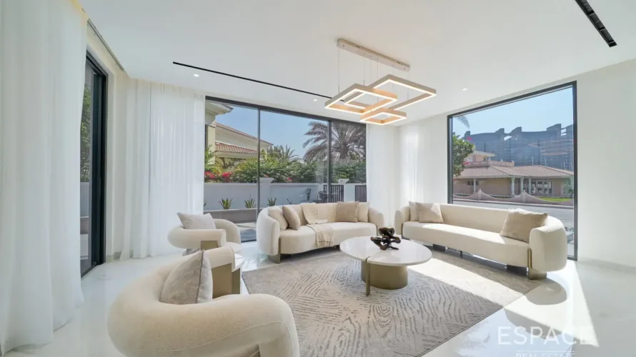 4 bedrooms villa for sale, Palm Jumeirah, Dubai, UAE No. 2050 № 18