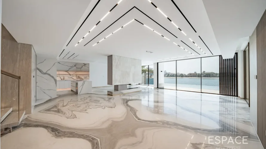 5 bedrooms villa for sale, Palm Jumeirah, Dubai, UAE No. 2024 № 2