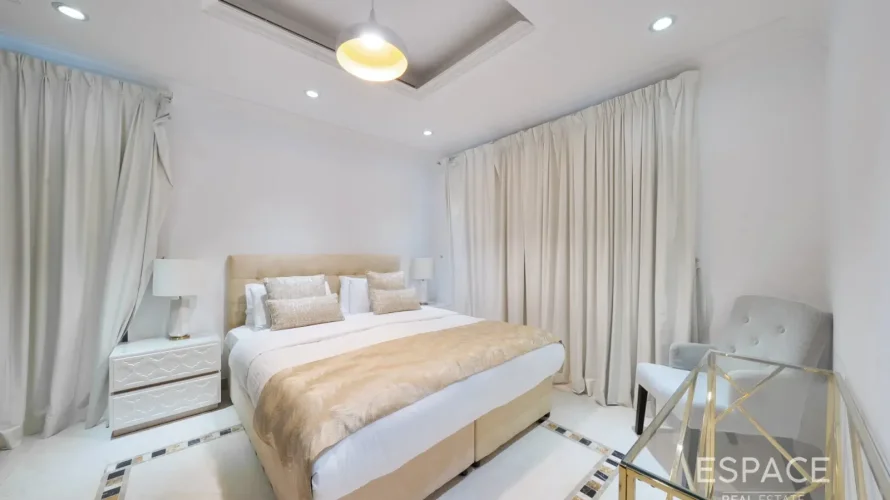 4 bedrooms villa for sale, Palm Jumeirah, Dubai, UAE No. 2055 № 13