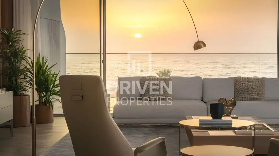 4 bedrooms apartment for sale, The Crescent, Palm Jumeirah, Dubai, UAE No. 2107 № 1