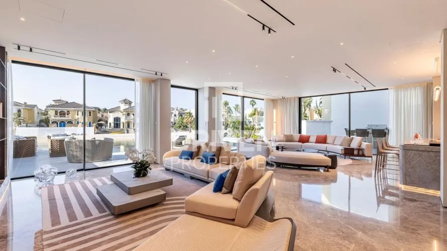 5 bedrooms villa for sale, Garden Homes, Palm Jumeirah, Dubai, UAE No. 2153 № 23