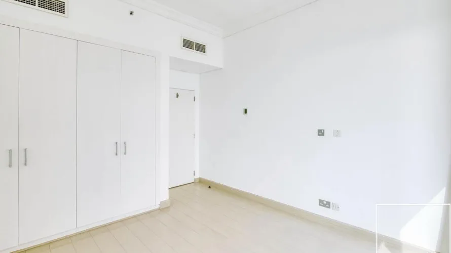 2 bedrooms apartment for sale, Shoreline Apartments, Palm Jumeirah, Dubai, UAE No. 2350 № 4