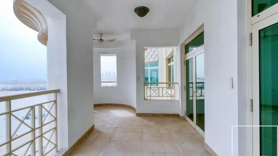 2 bedrooms apartment for sale, Shoreline Apartments, Palm Jumeirah, Dubai, UAE No. 2350 № 1