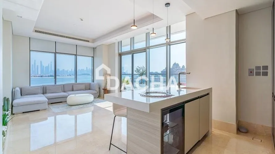 2 bedrooms apartment for sale, The Crescent, Palm Jumeirah, Dubai, UAE No. 2293 № 1
