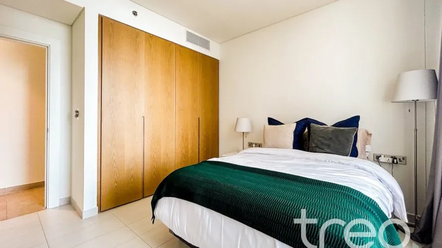 2 bedrooms apartment for sale, Palm Jumeirah, Dubai, UAE No. 2076