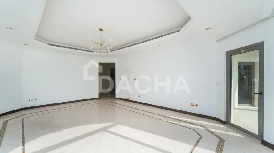 5 bedrooms villa for sale, Garden Homes, Palm Jumeirah, Dubai, UAE No. 2291 № 4