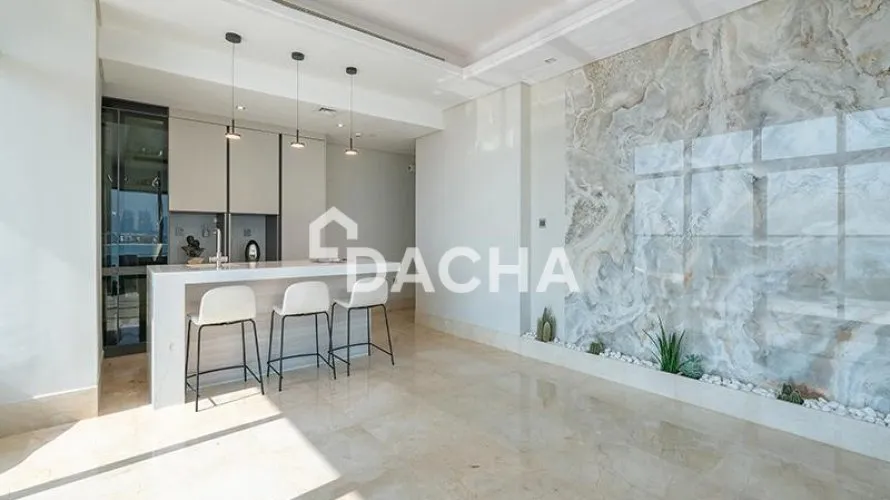 2 bedrooms apartment for sale, The Crescent, Palm Jumeirah, Dubai, UAE No. 2293