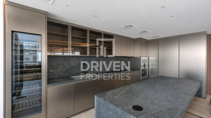 3 bedrooms apartment for sale, Palm Jumeirah, Dubai, UAE No. 2671 № 1