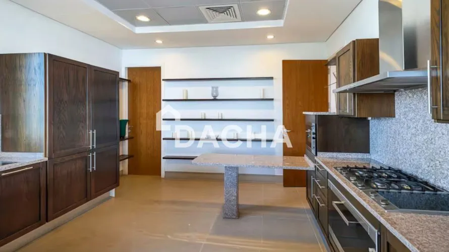 3 bedrooms apartment for sale, The Crescent, Palm Jumeirah, Dubai, UAE No. 2560 № 17