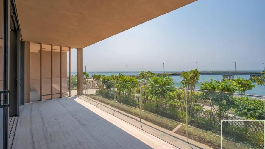 2 bedrooms apartment for sale, The Crescent, Palm Jumeirah, Dubai, UAE No. 2448 № 12
