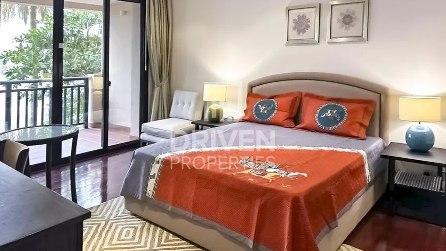 2 bedrooms apartment for sale, The Crescent, Palm Jumeirah, Dubai, UAE No. 2601 № 5