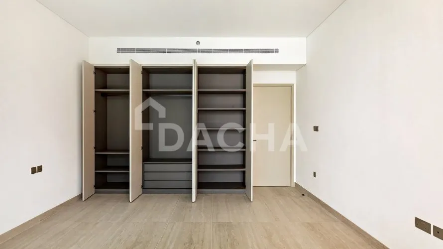 3 bedrooms apartment for sale, Palm Jumeirah, Dubai, UAE No. 2413 № 12