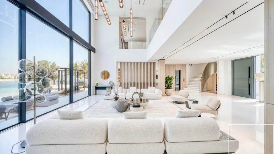 6 bedrooms villa for sale, Signature Villas, Palm Jumeirah, Dubai, UAE No. 2730