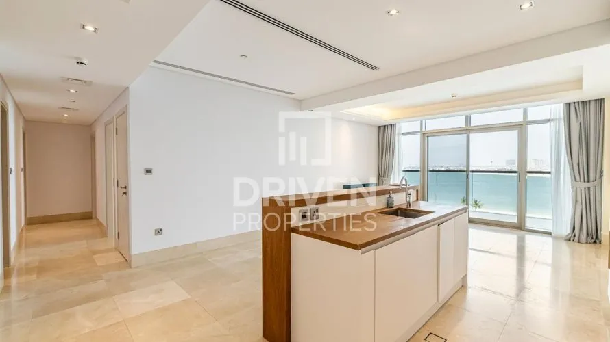 3 bedrooms apartment for sale, The Crescent, Palm Jumeirah, Dubai, UAE No. 2755 № 19
