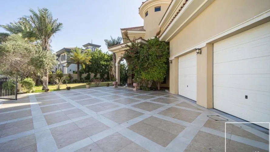 5 bedrooms villa for sale, Signature Villas, Palm Jumeirah, Dubai, UAE No. 2734 № 9