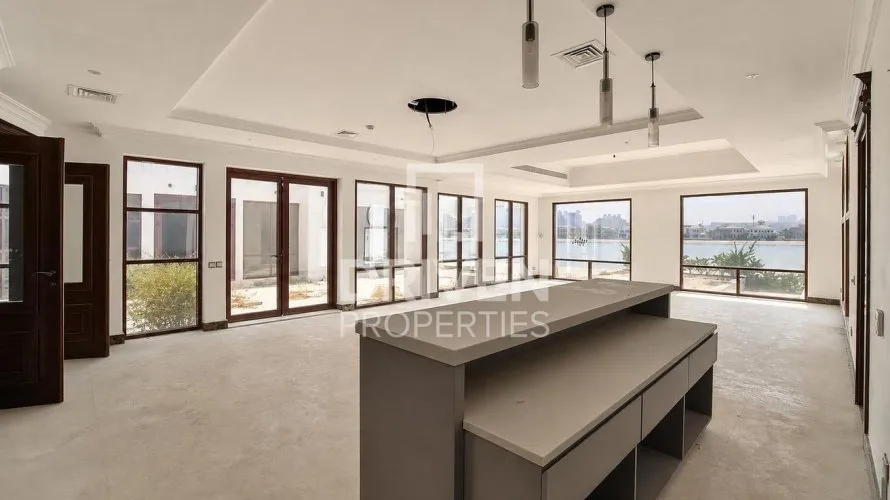 5 bedrooms villa for sale, Signature Villas, Palm Jumeirah, Dubai, UAE No. 2752 № 6