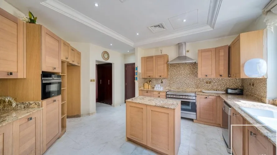 6 bedrooms villa for sale, Signature Villas, Palm Jumeirah, Dubai, UAE No. 2731 № 6